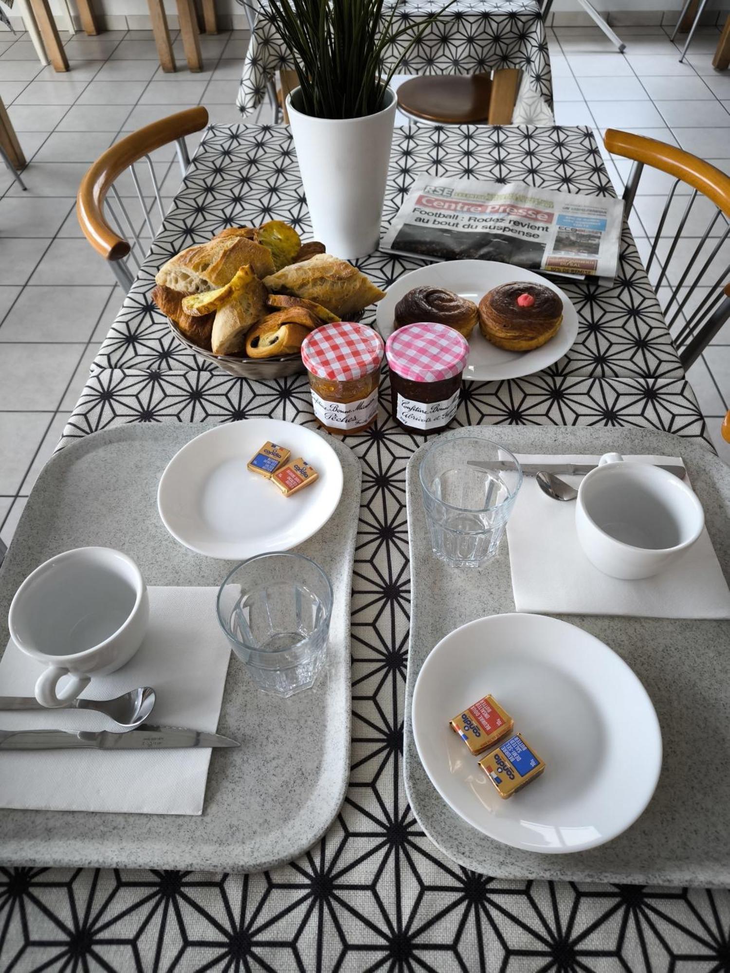 Hotel Le Laury'S Onet-le-Château Zewnętrze zdjęcie