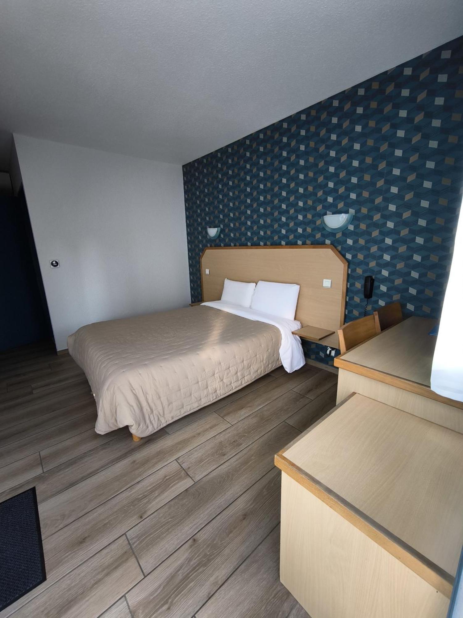 Hotel Le Laury'S Onet-le-Château Zewnętrze zdjęcie